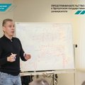 В УдГУ провели мастер-класс «Лайфхаки по запуску стартапа: как организовать производство»