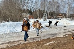 Российские студенческие отряды Удмуртского государственного университета оказали помощь жителям деревни Узей-Тукля! 2