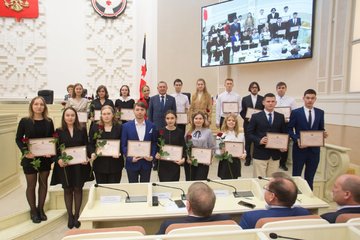 УдГУ в СМИ: Двадцать лучших студентов республиканских вузов получили именные премии Государственного Совета